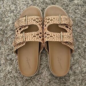 Women's Universal Thread Tan Sandals